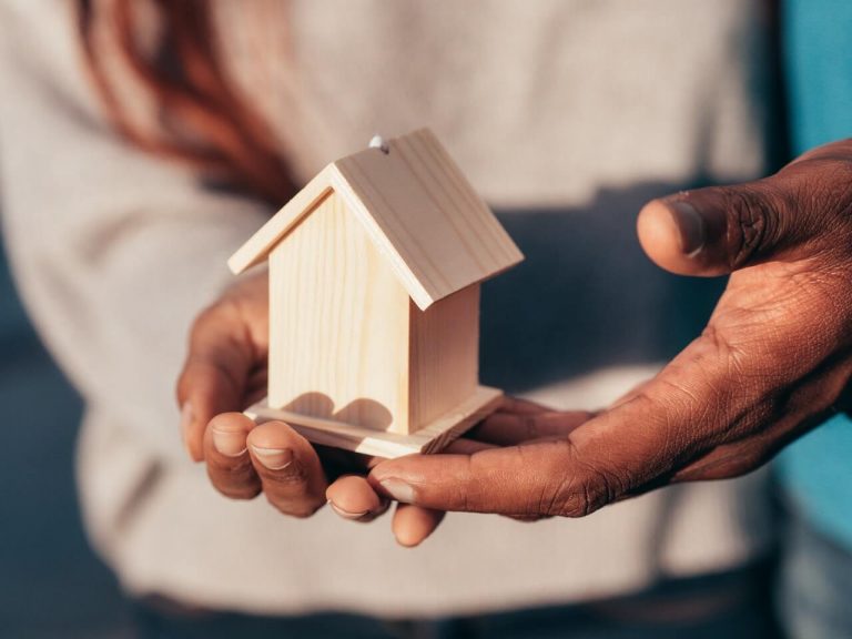 Creative Ways To Buy Parents House To Save Tax & Fees!