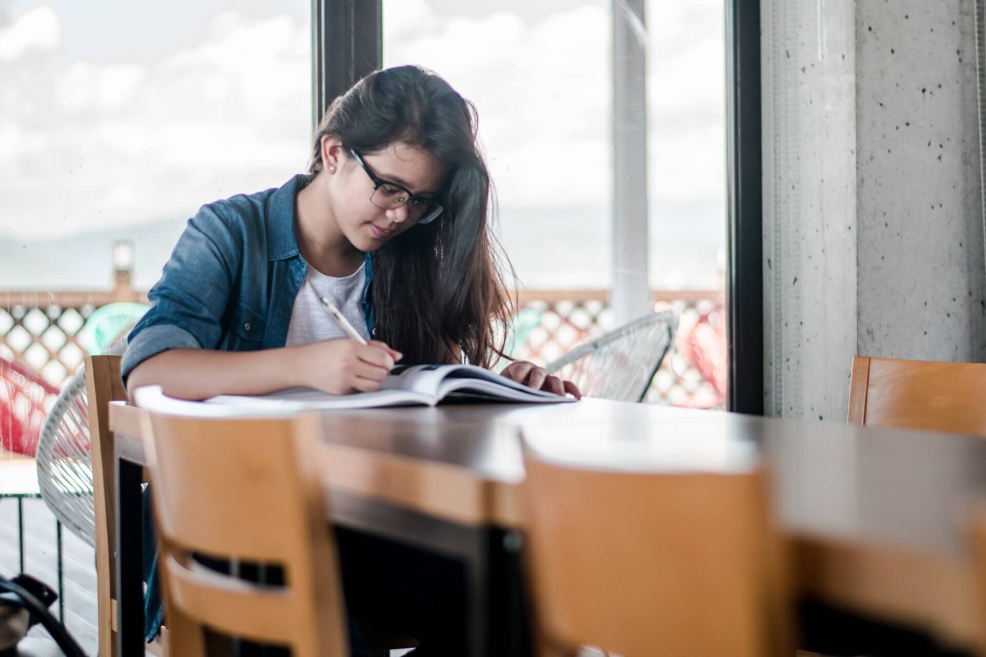 best side hustles for students