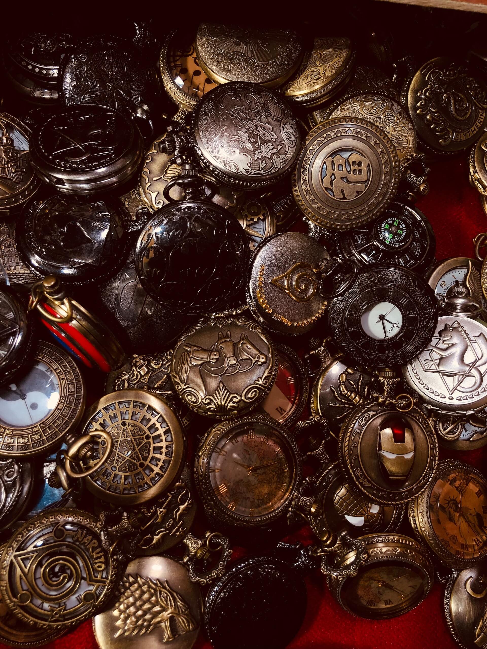 Selling Vintage on Etsy Vs eBay Whats Better in 2023?