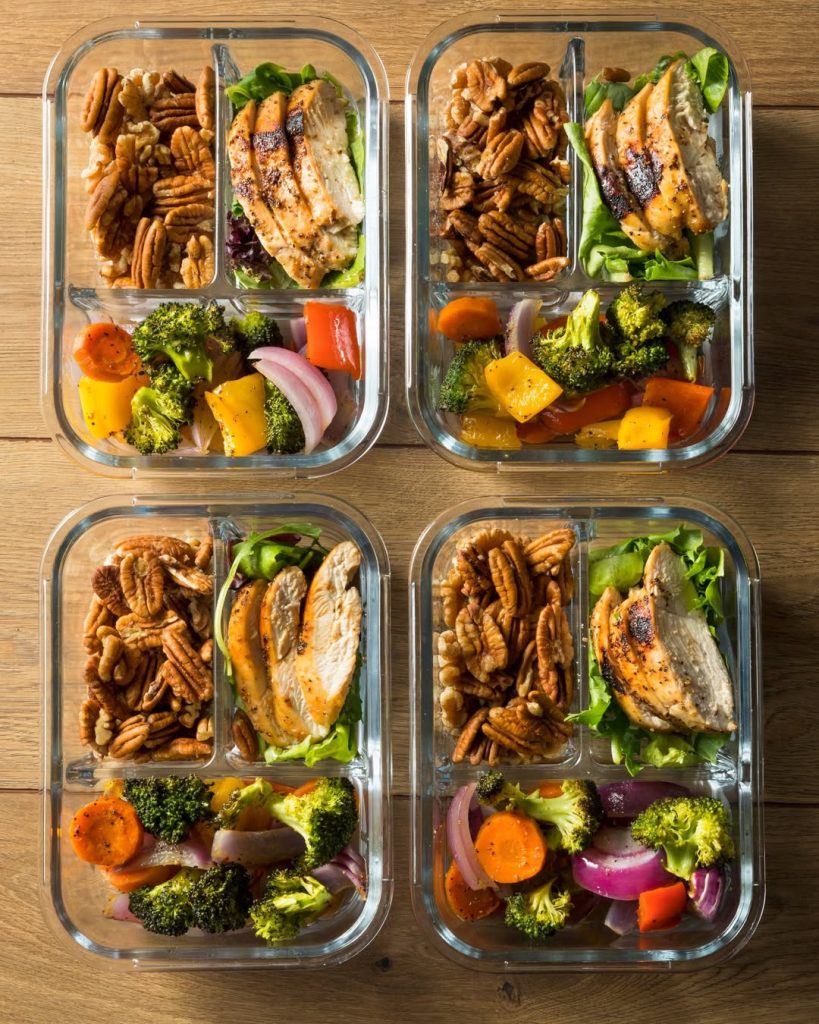 FINANCIAL LIFE HACKS TO RESET YOUR NEW YEAR