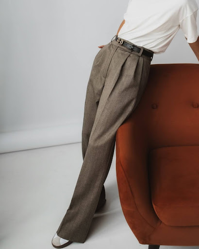 BUSINESS PROFESSIONAL OUTFITS