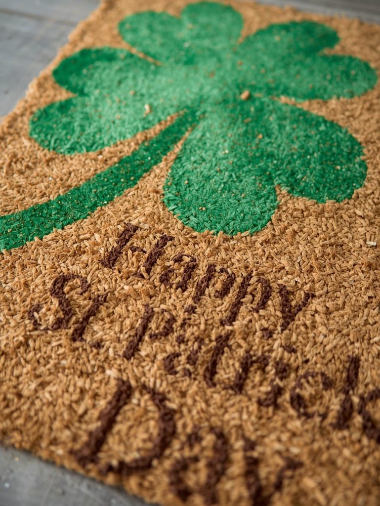 DIY ST PATRICKS DAY DECOR