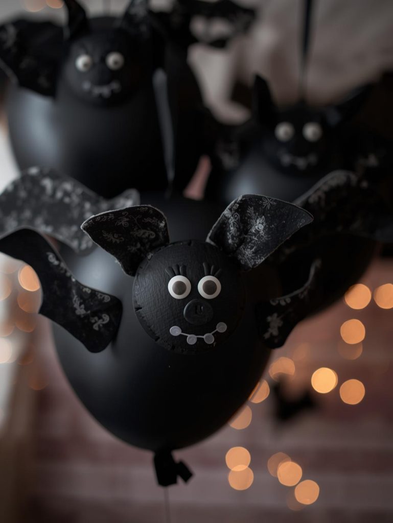 DIY HALLOWEEN DECORATIONS