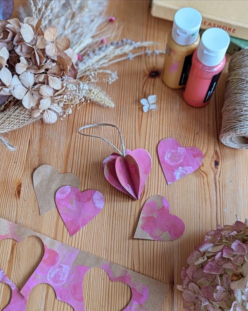 VALENTINES CRAFTS TO MAKE AND SELL